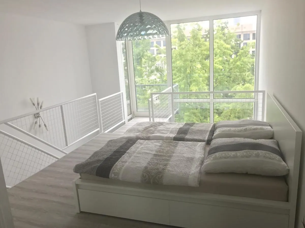 Cologne City Is Calling Apartamento